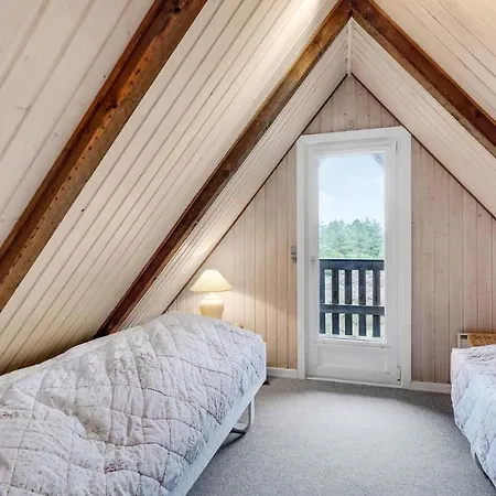 Lovely In With Kitchen