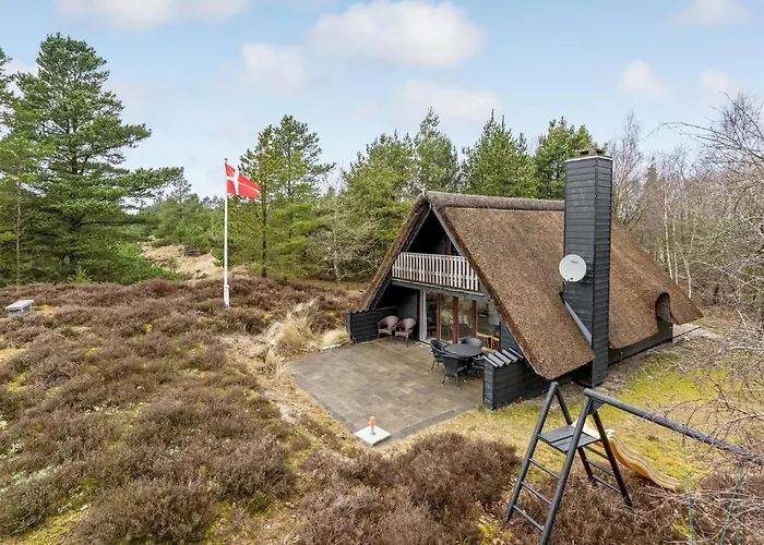 Lovely In With Kitchen